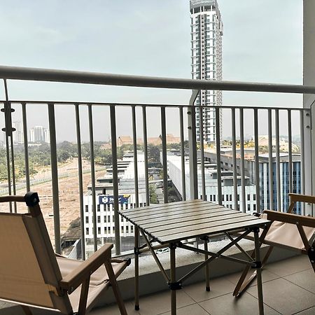 Teega Suites Puteriharbour By Wp Homestay Johor Bahru Kültér fotó